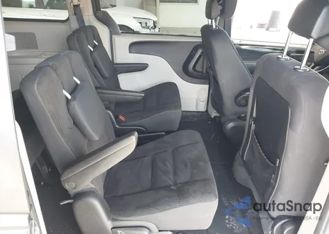 2019 Dodge Grand Caravan Sxt z USA, uszkodzony, nr VIN 2C4RDGCG8KR793358